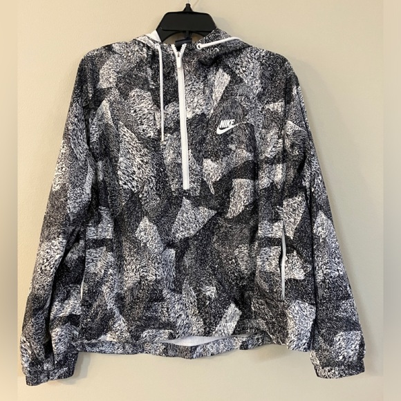 Nike windbreaker - Picture 3 of 4